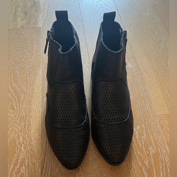 Kelsi Dagger ankle boots - Picture 4 of 12